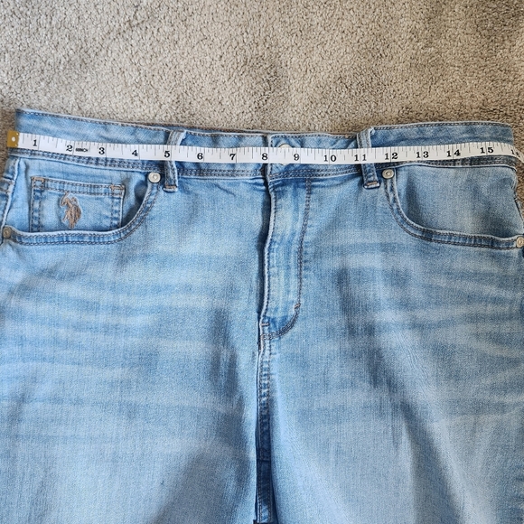 U.S. Polo Assn. Light Blue Denim Shorts Stretchy Comfortable Size 14, 6" Inseam - Picture 5 of 8